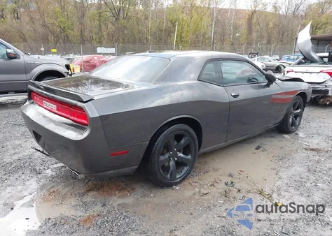 2013 Dodge Challenger R/T from USA, damaged, VIN 2C3CDYBT6DH679222